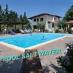 Villa Villaseasicily , Pool Salt Water And Natural Chlorine In - Palermo *