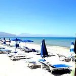 Villaseasicily , Pool Salt Water And Natural Chlorine In - Palermo Villa