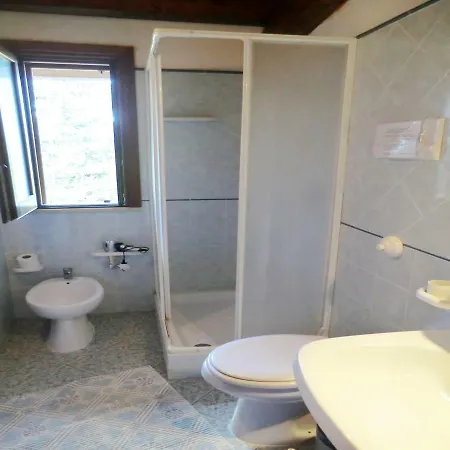 Villaseasicily , Pool Salt Water And Natural Chlorine In - Palermo Villa Balestrate