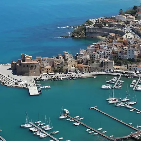 Villaseasicily , Pool Salt Water And Natural Chlorine In - Palermo Villa Balestrate